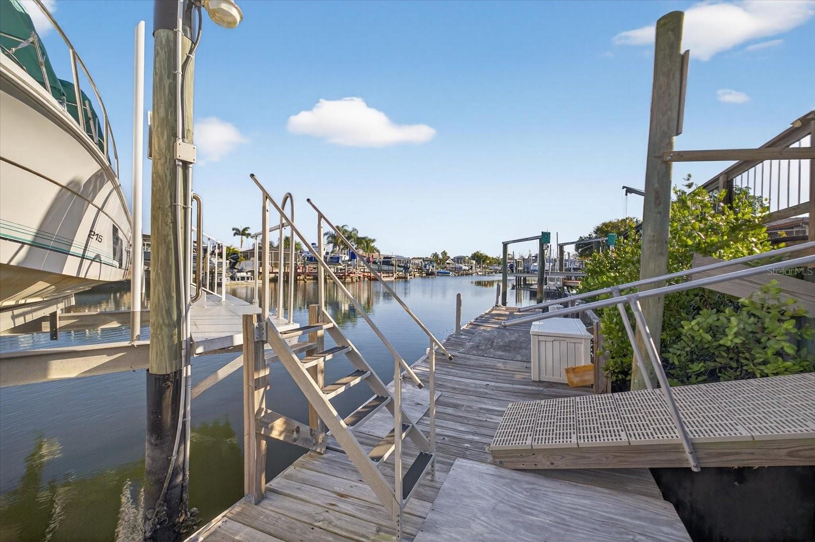 FLOR A MAR - Residential