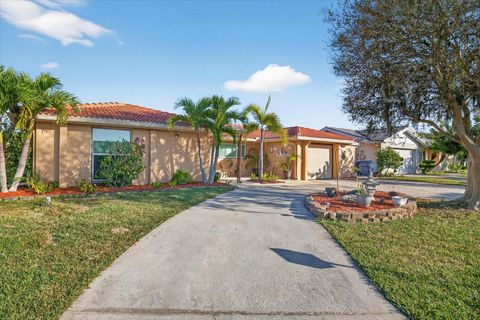 Photo of 5008 Forecastle Drive, New Port Richey, FL 34652 (MLS # W7880889)