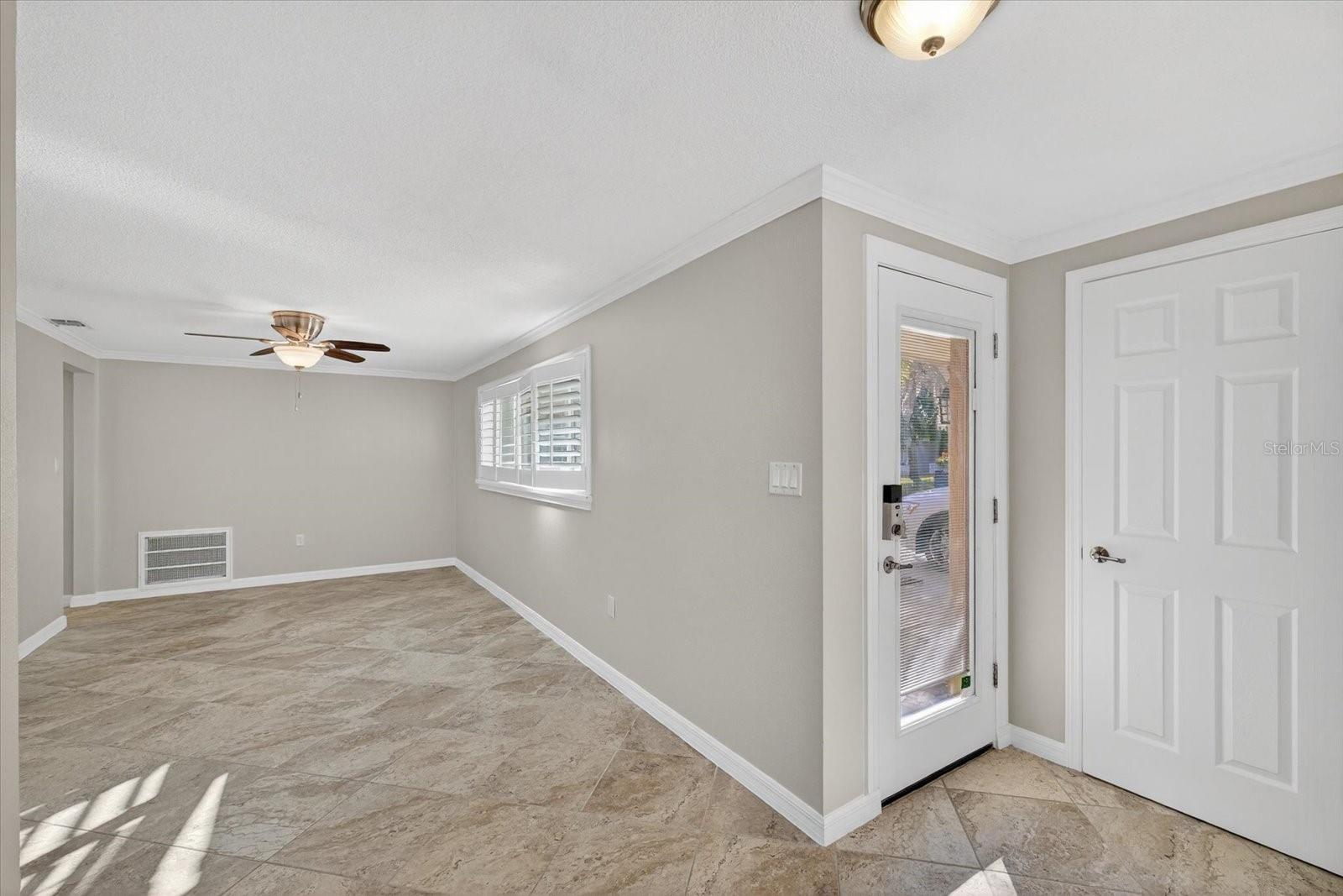 FLOR A MAR - Residential