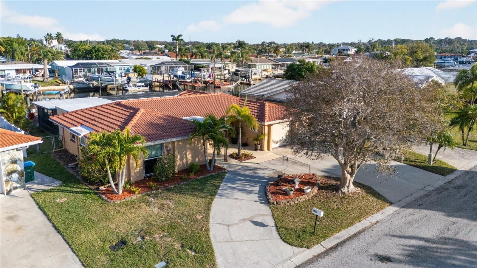 FLOR A MAR - Residential