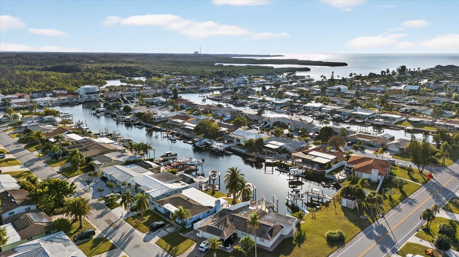 FLOR A MAR - Residential