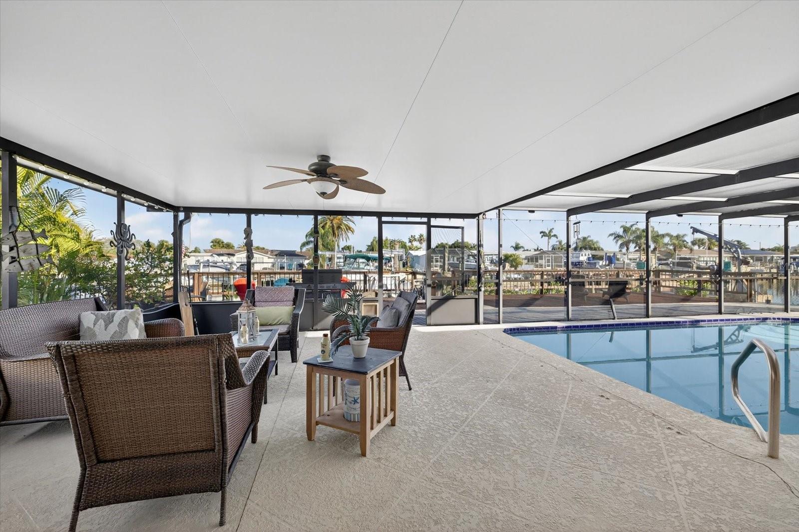 FLOR A MAR - Residential