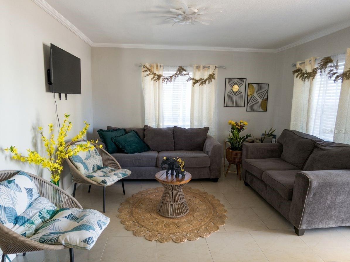 TILSEN MANOR BLKS 2 3 4 5 6 8 - Residential