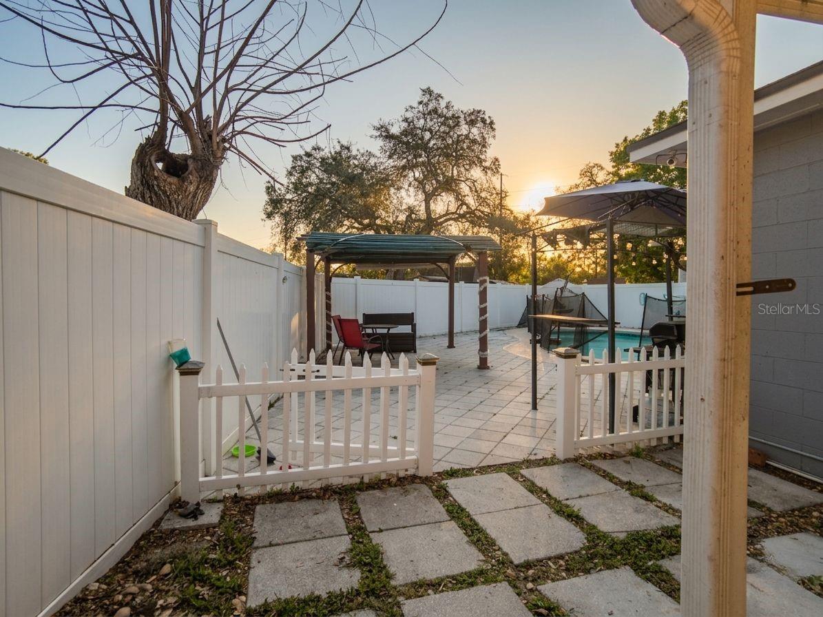 TILSEN MANOR BLKS 2 3 4 5 6 8 - Residential