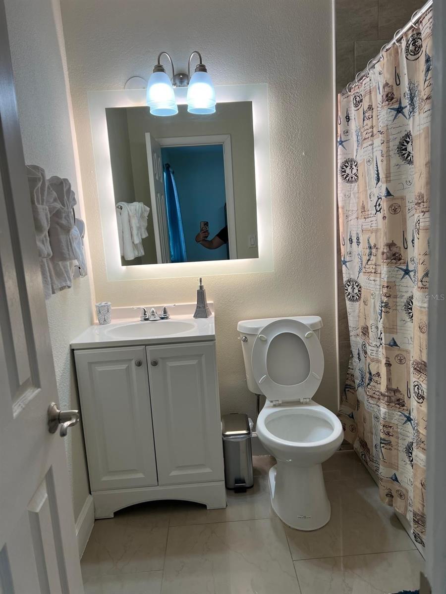 TILSEN MANOR BLKS 2 3 4 5 6 8 - Residential