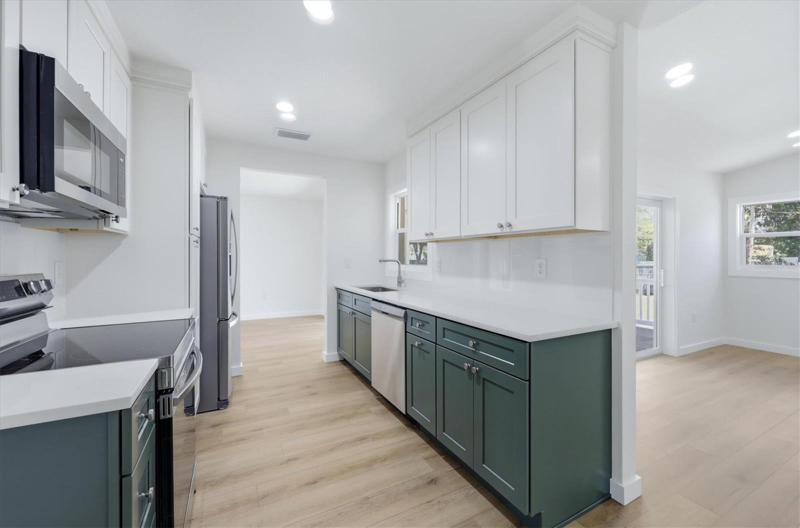 GROVES THE - Residential