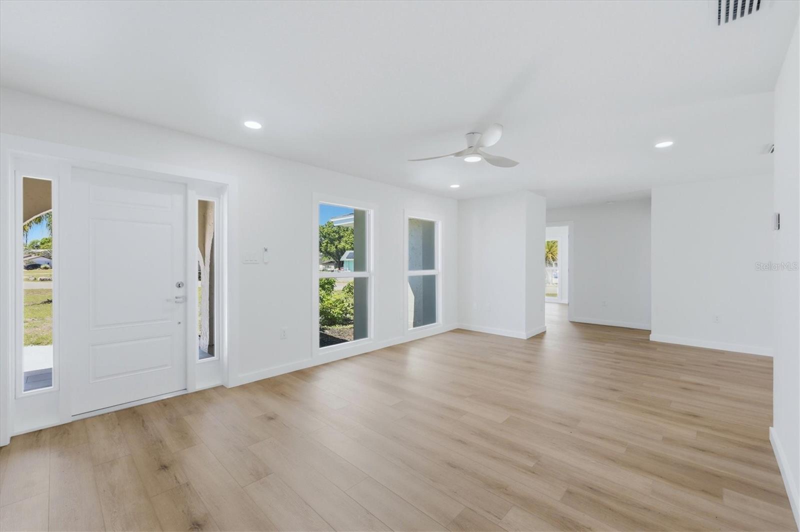 GROVES THE - Residential