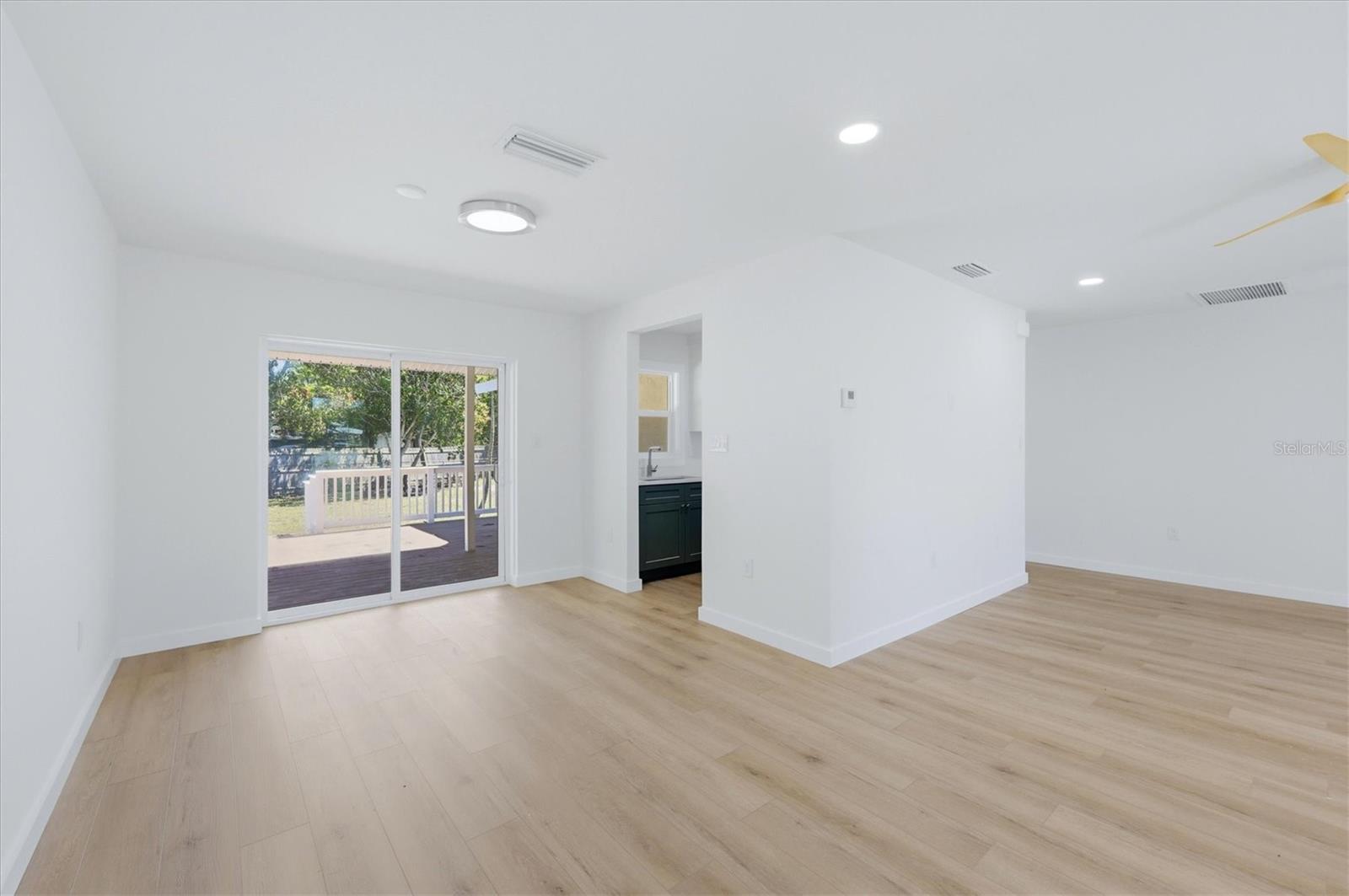 GROVES THE - Residential