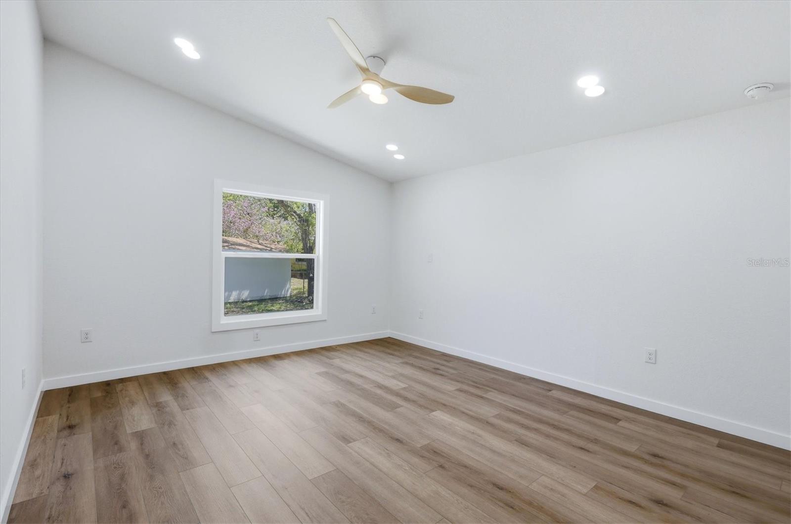 GROVES THE - Residential