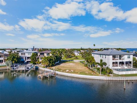 1918 ARROWHEAD DRIVE NE ST PETERSBURG FL 33703