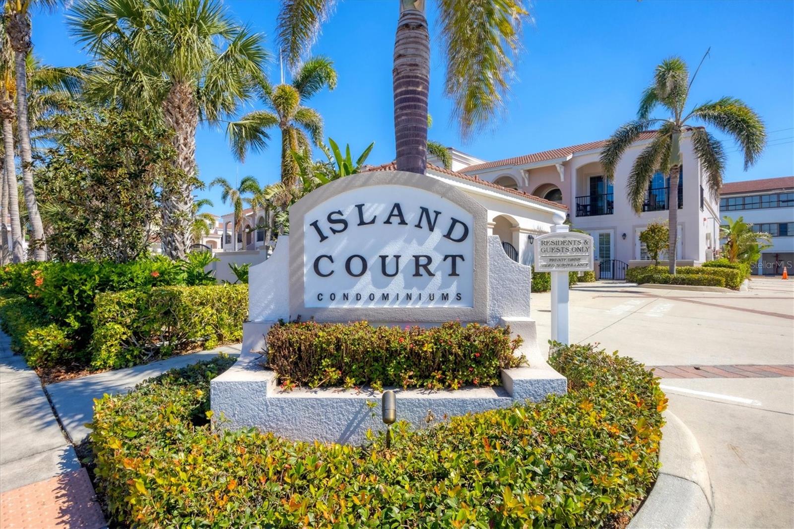 ISLAND COURT VENICE - Residential Lease