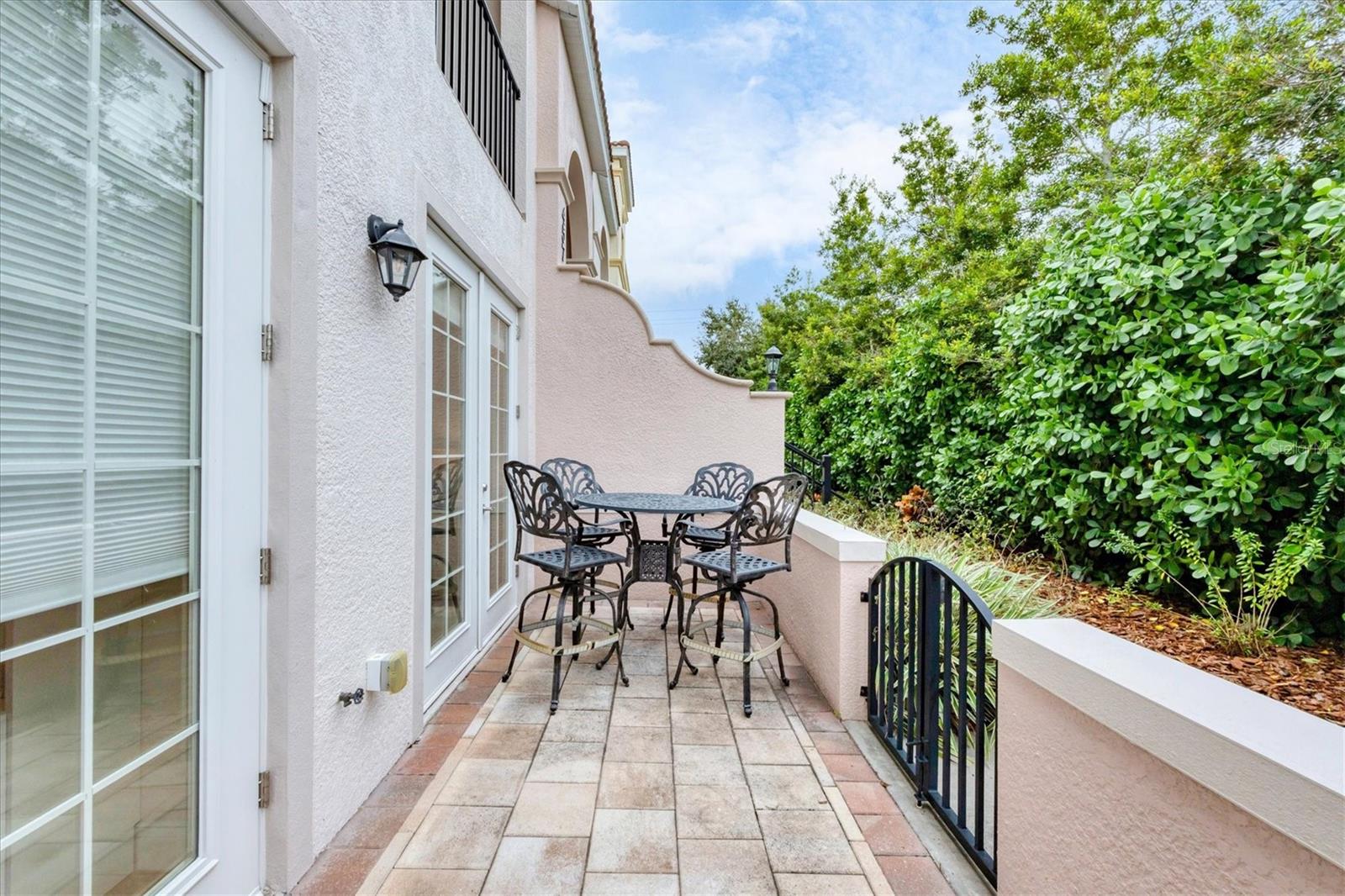 ISLAND COURT VENICE - Residential Lease