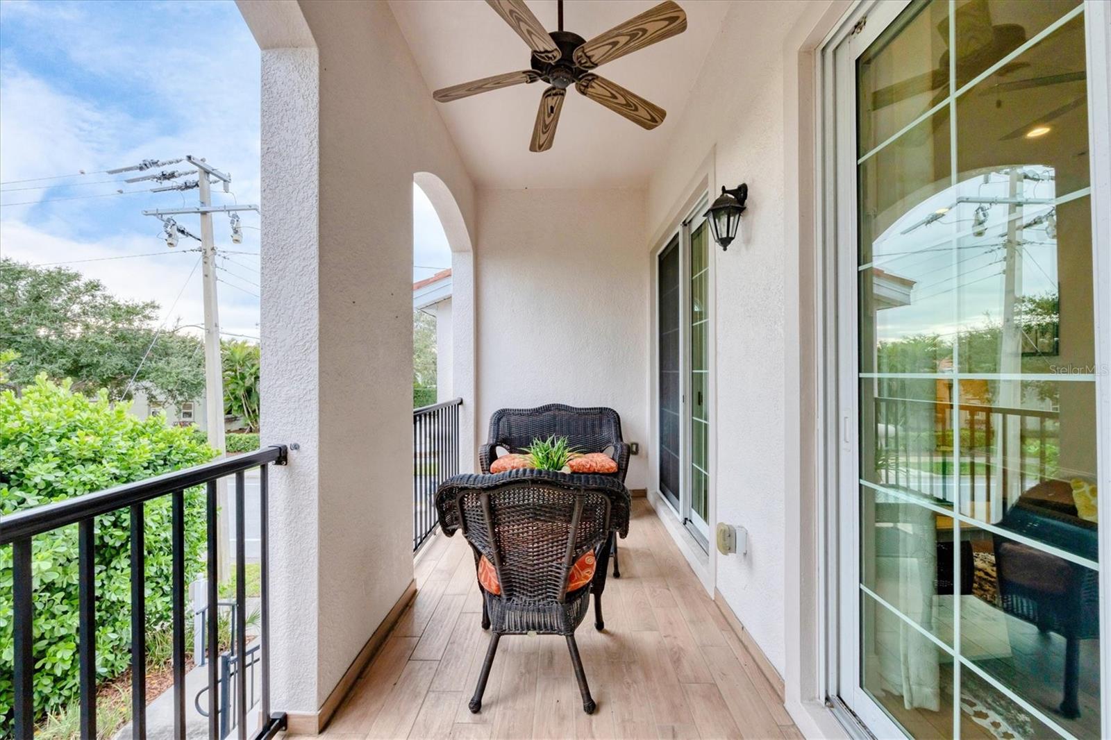 ISLAND COURT VENICE - Residential Lease