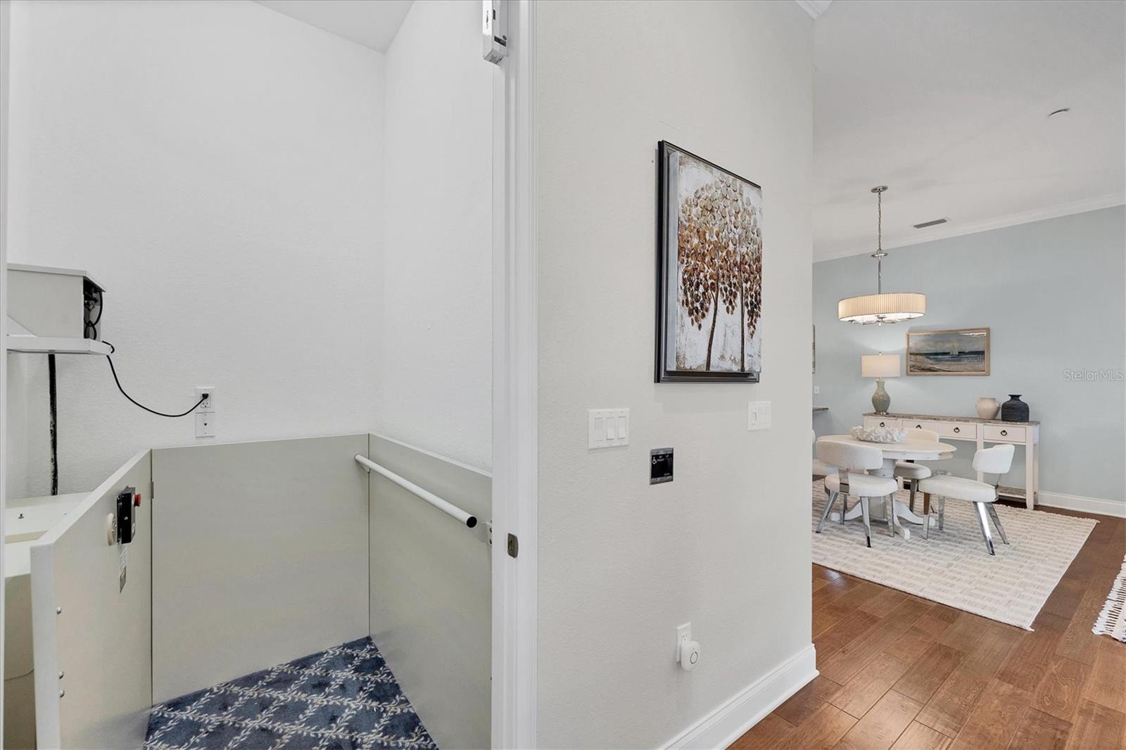 ISLAND COURT VENICE - Residential Lease