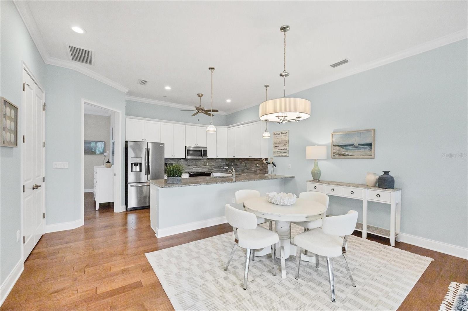 ISLAND COURT VENICE - Residential Lease