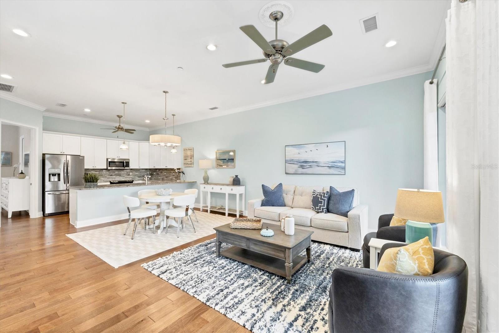 ISLAND COURT VENICE - Residential Lease