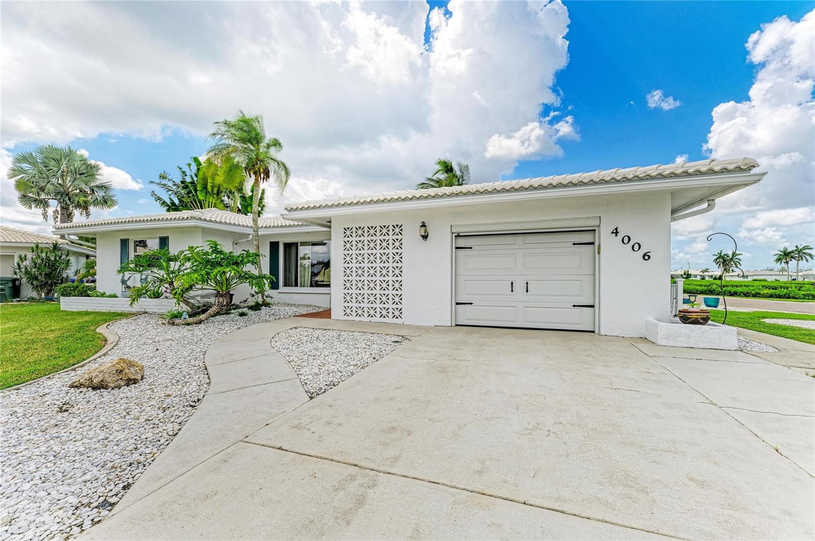 4006 JOYCE DRIVE
