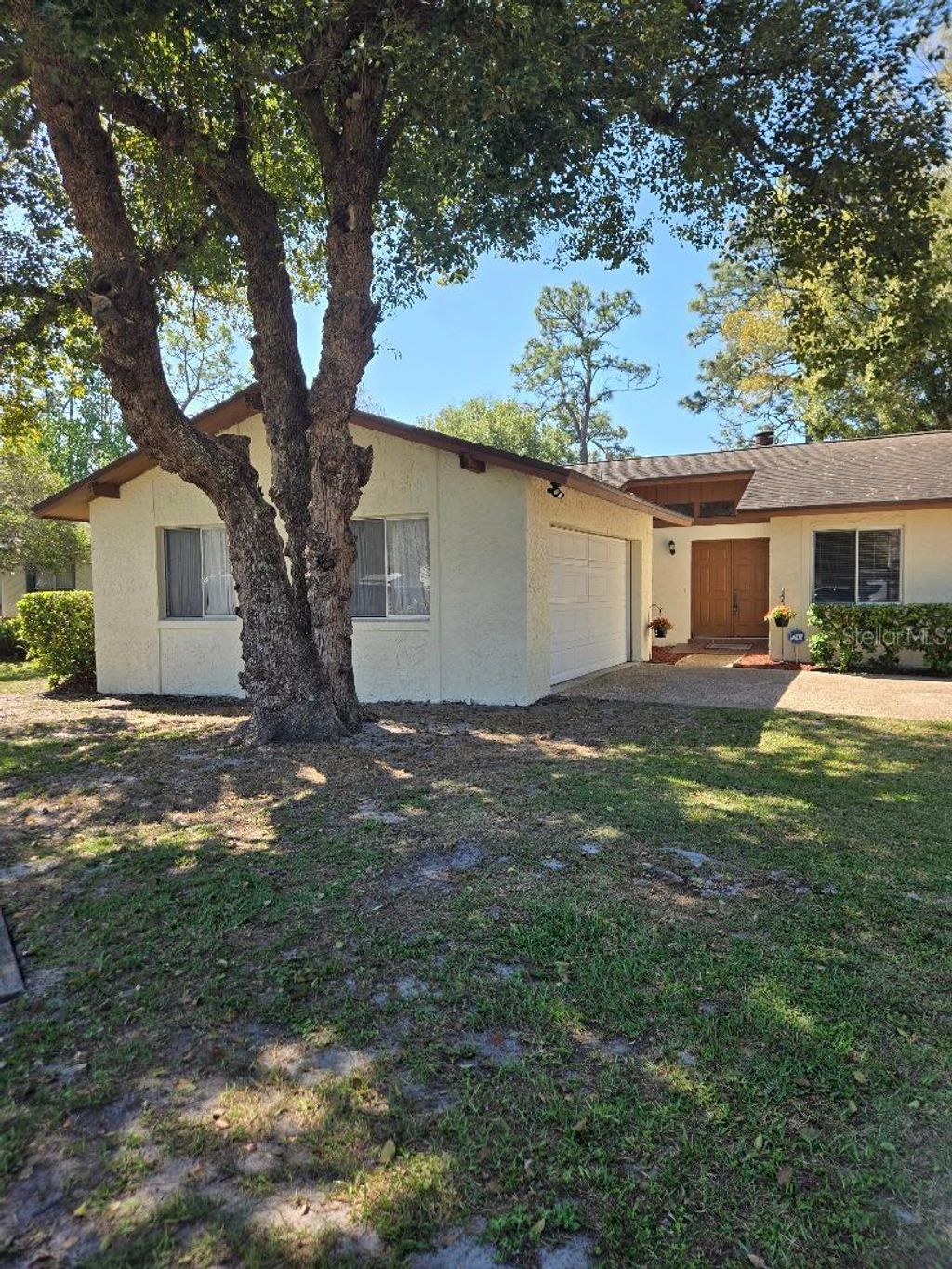 Photo of 226 N Griffin Drive, Casselberry, FL 32707 (MLS # O6384777)