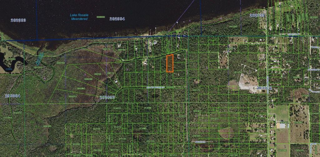 Photo of 11137 Shore Drive, Lake Wales, FL 33898 (MLS # P4935257)