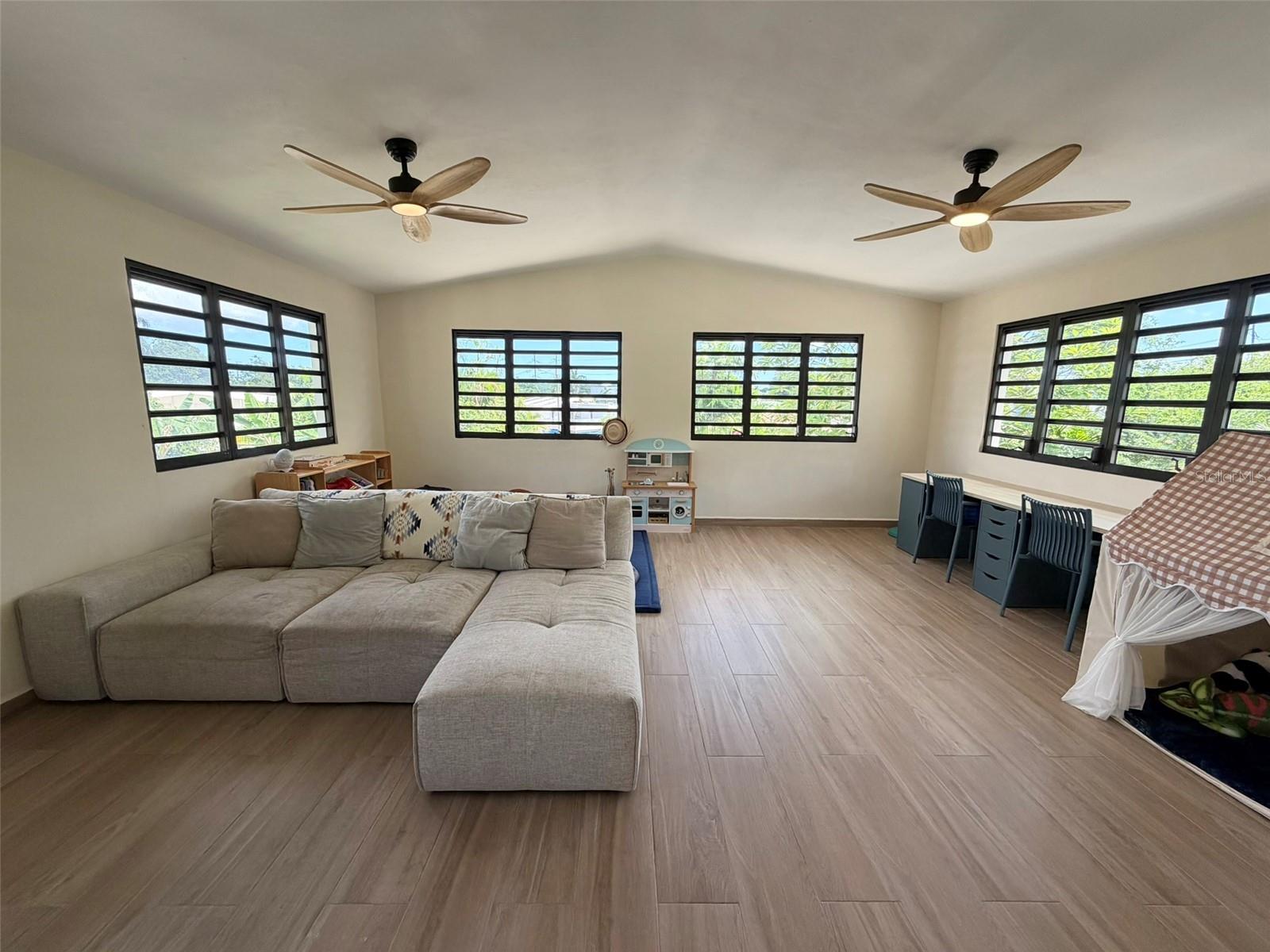 URB. ALTO APOLO ESTATES, BO. FRAILES, GUAYNABO - Residential