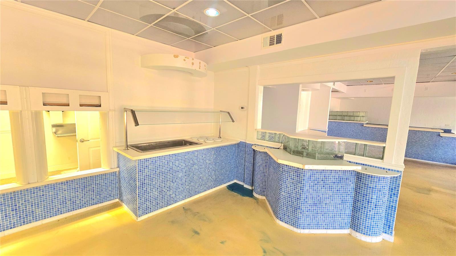 VENICE EDGEWOOD SEC OF - Commercial Lease