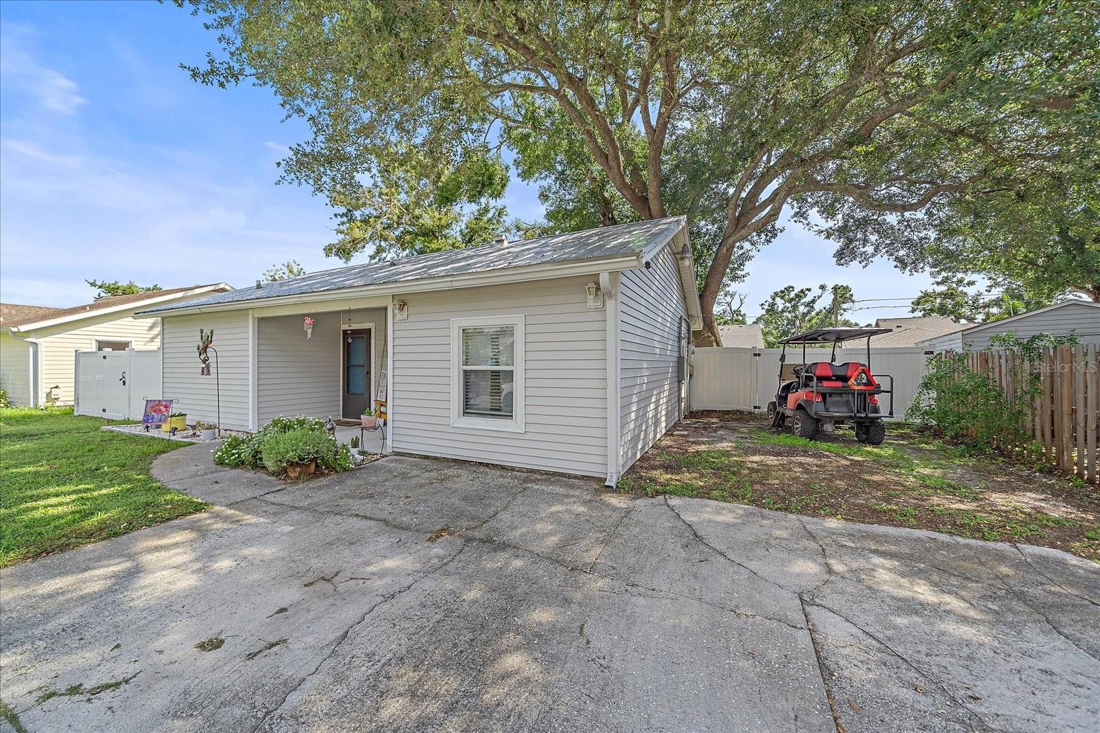 3950 VANA DRIVE