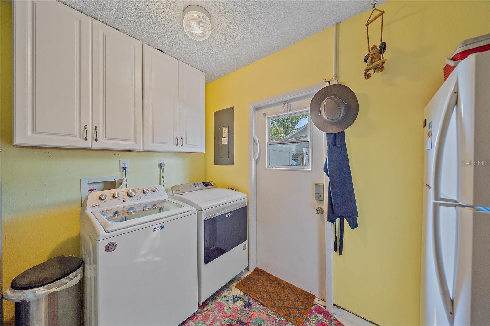 LAKE SARASOTA - Residential