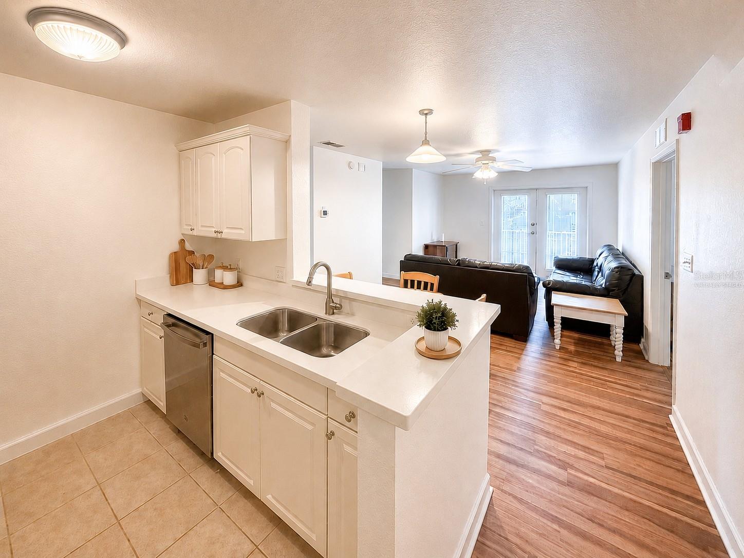 835 SW 9TH STREET 210