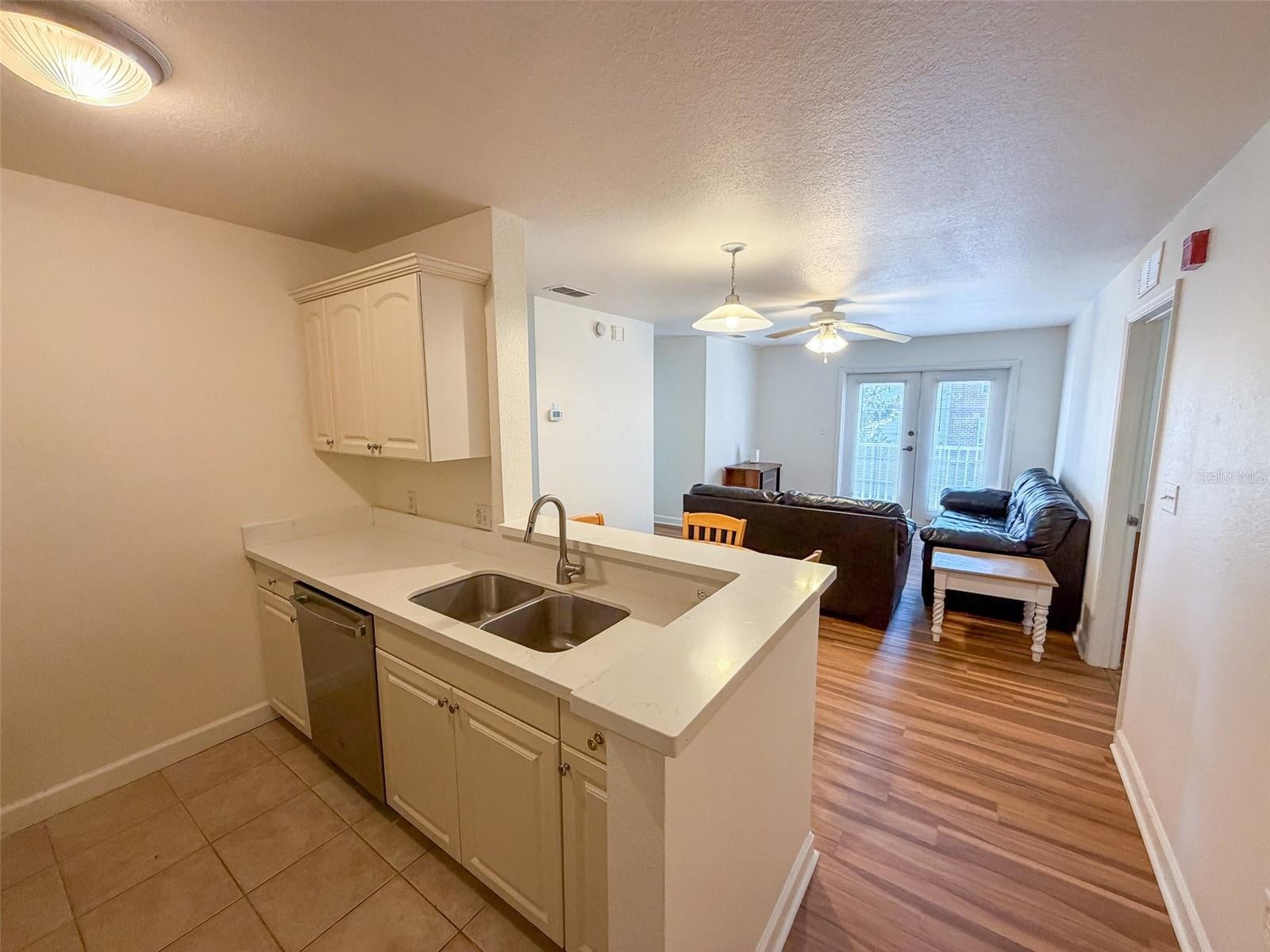 835 SW 9TH STREET 210