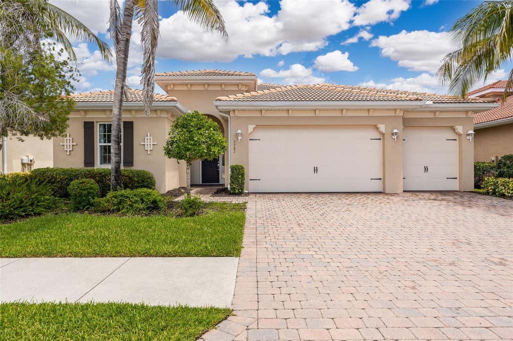Photo of 3987 Ashentree Court, Fort Myers, FL 33916 (MLS # C7529968)