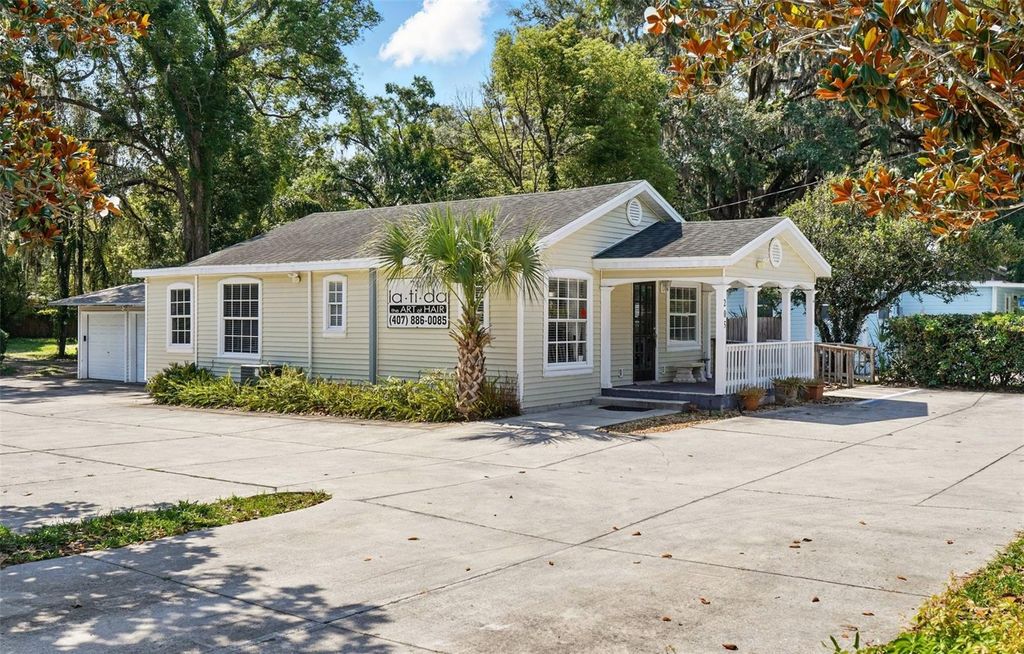 Photo of 205 S Highland Avenue, Apopka, FL 32703 (MLS # O6311056)