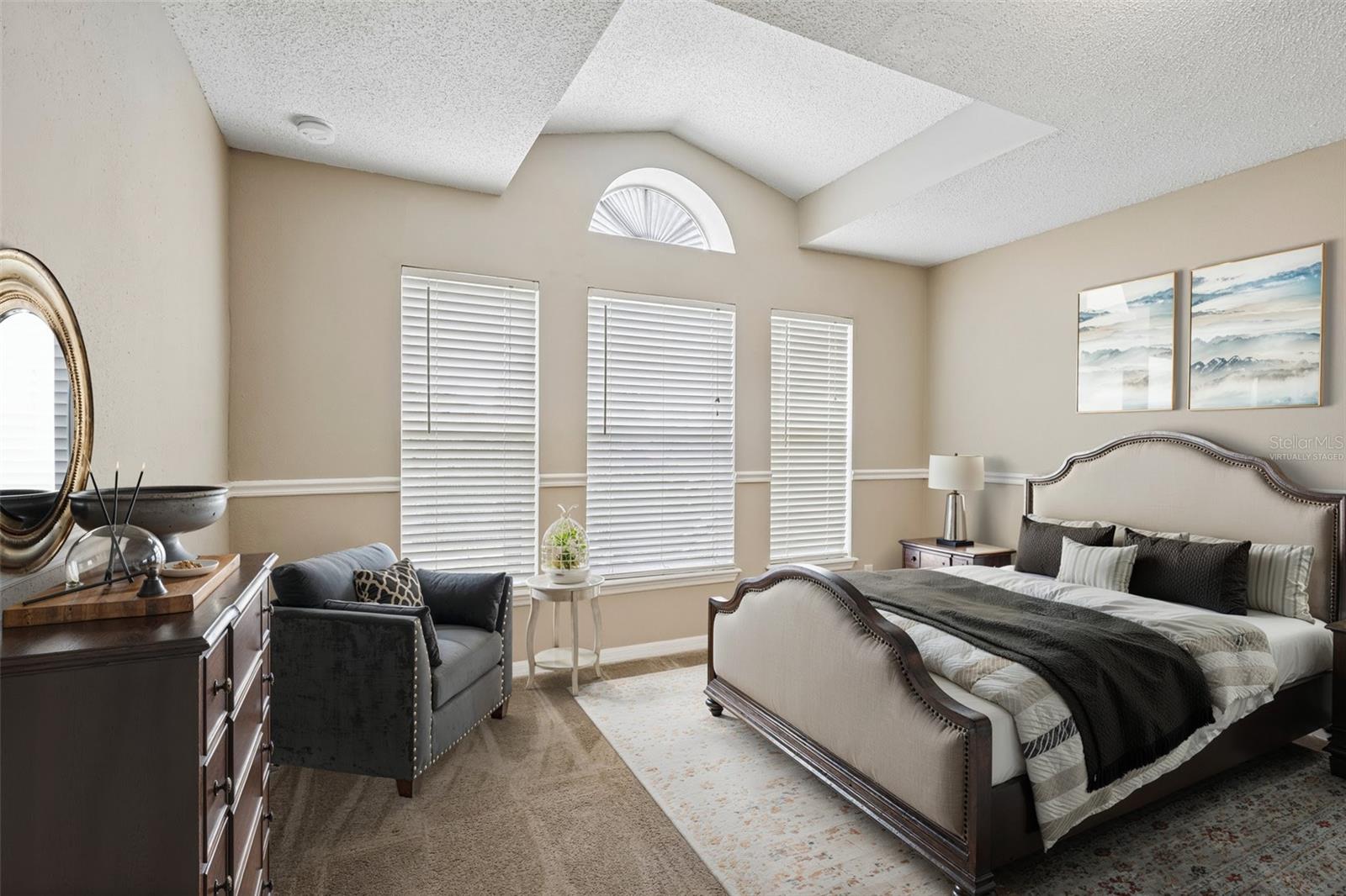 ENCLAVE - Residential