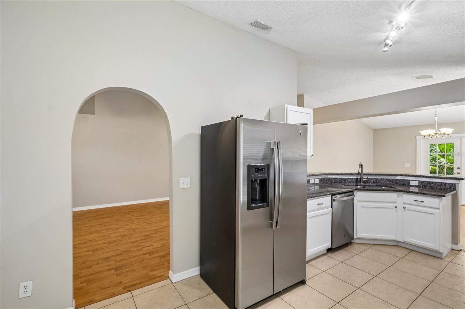 ENCLAVE - Residential