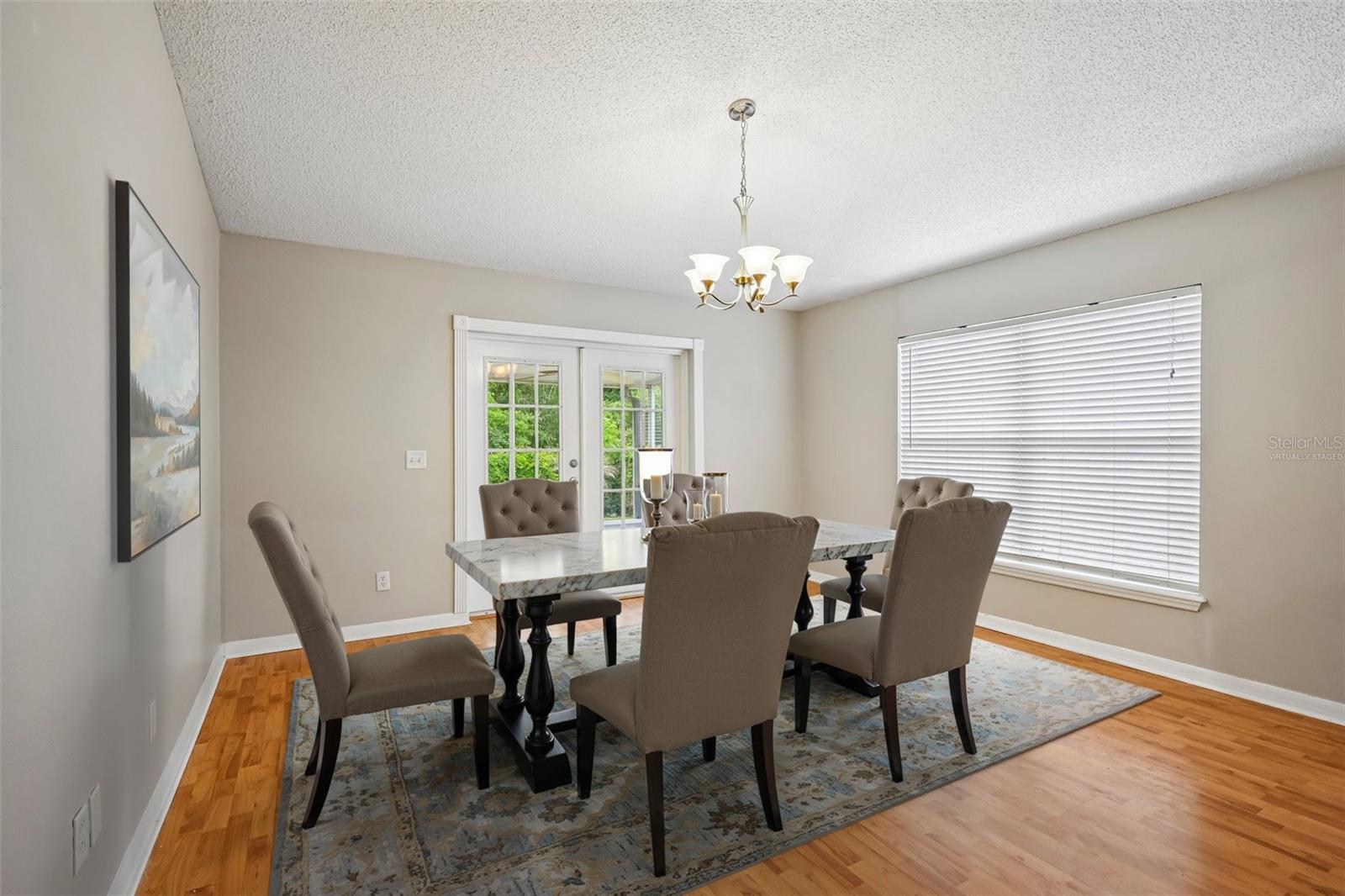 ENCLAVE - Residential