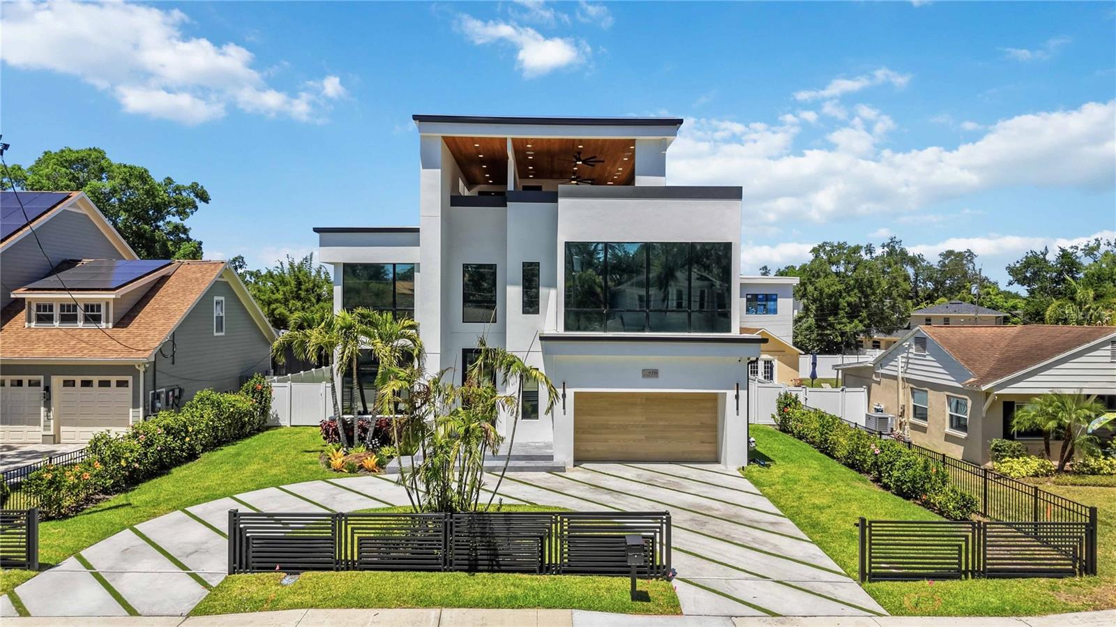 MORRISON COURT - Residential