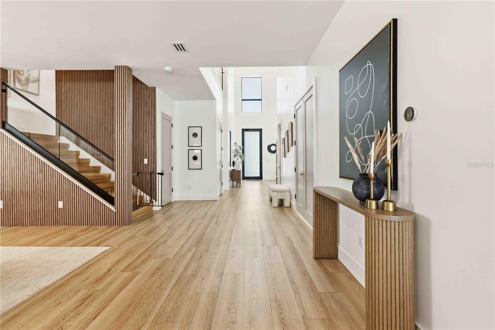 MORRISON COURT - Residential