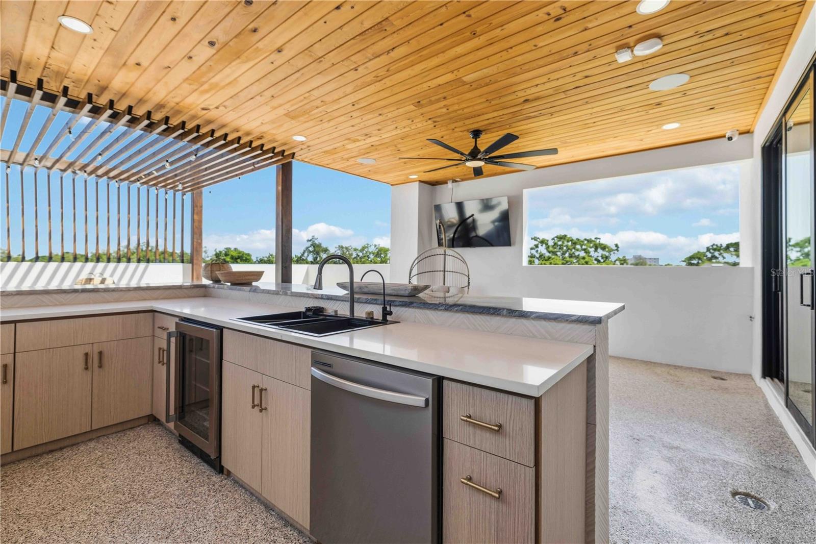 MORRISON COURT - Residential