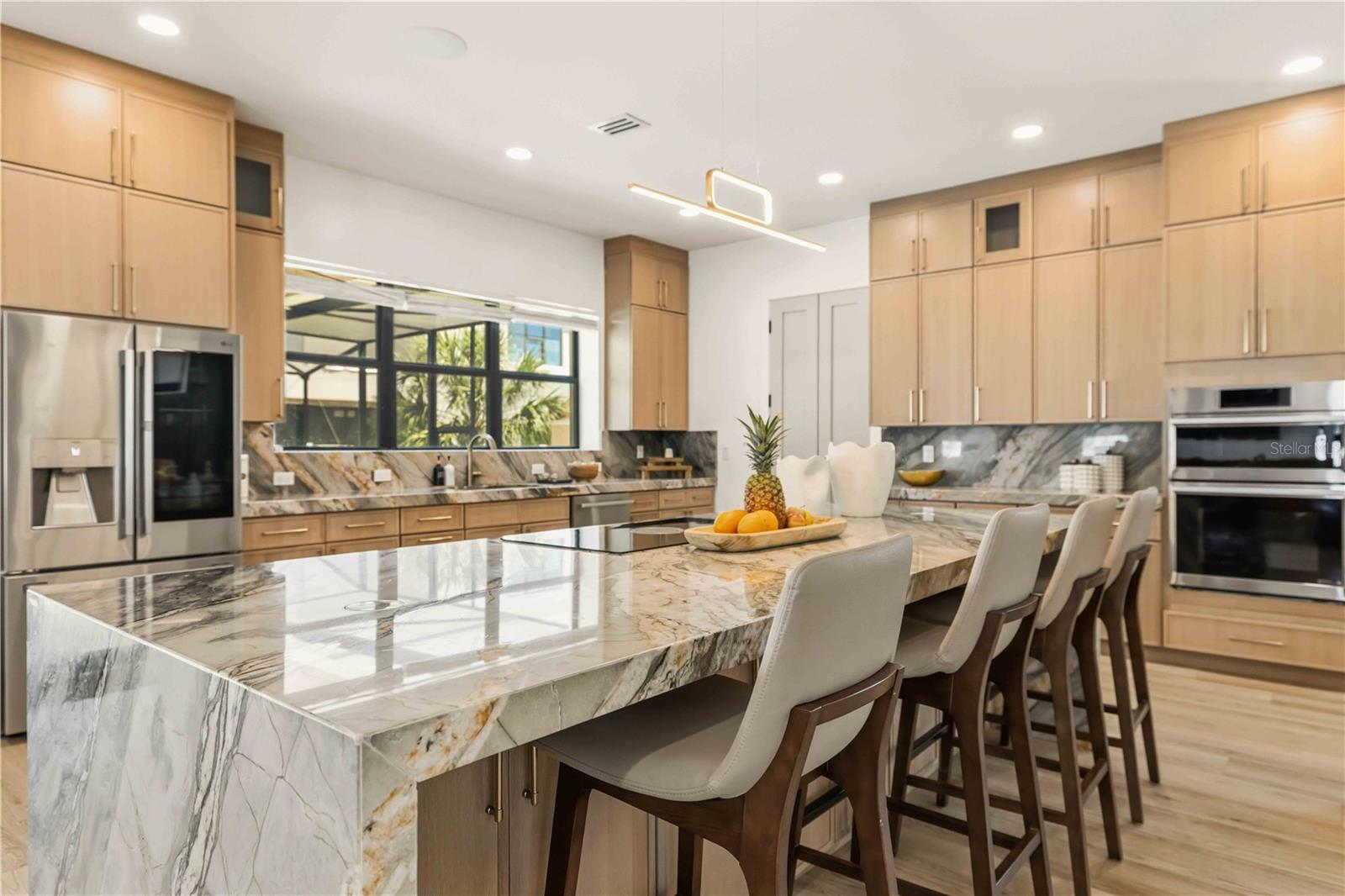 MORRISON COURT - Residential