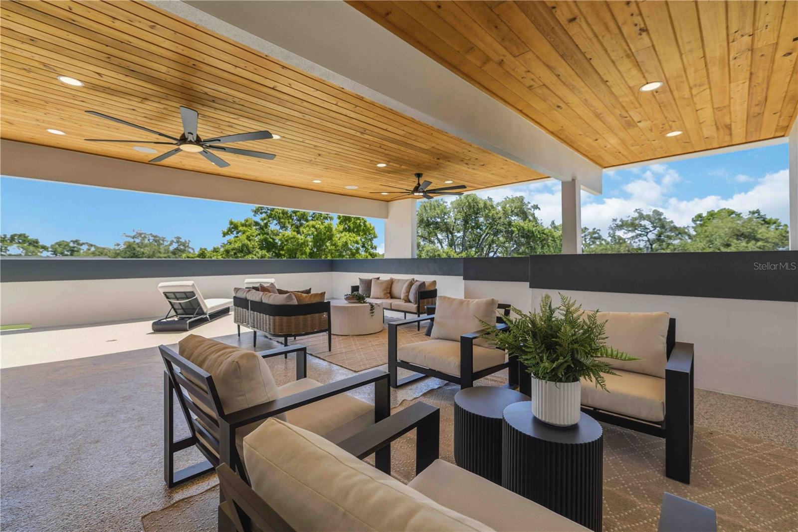 MORRISON COURT - Residential