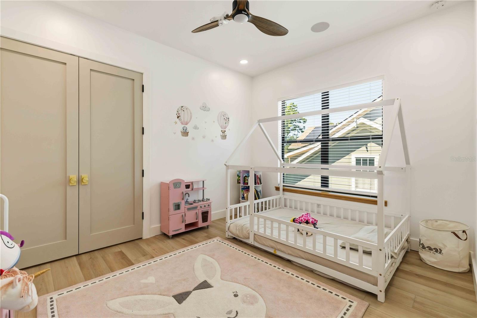 MORRISON COURT - Residential