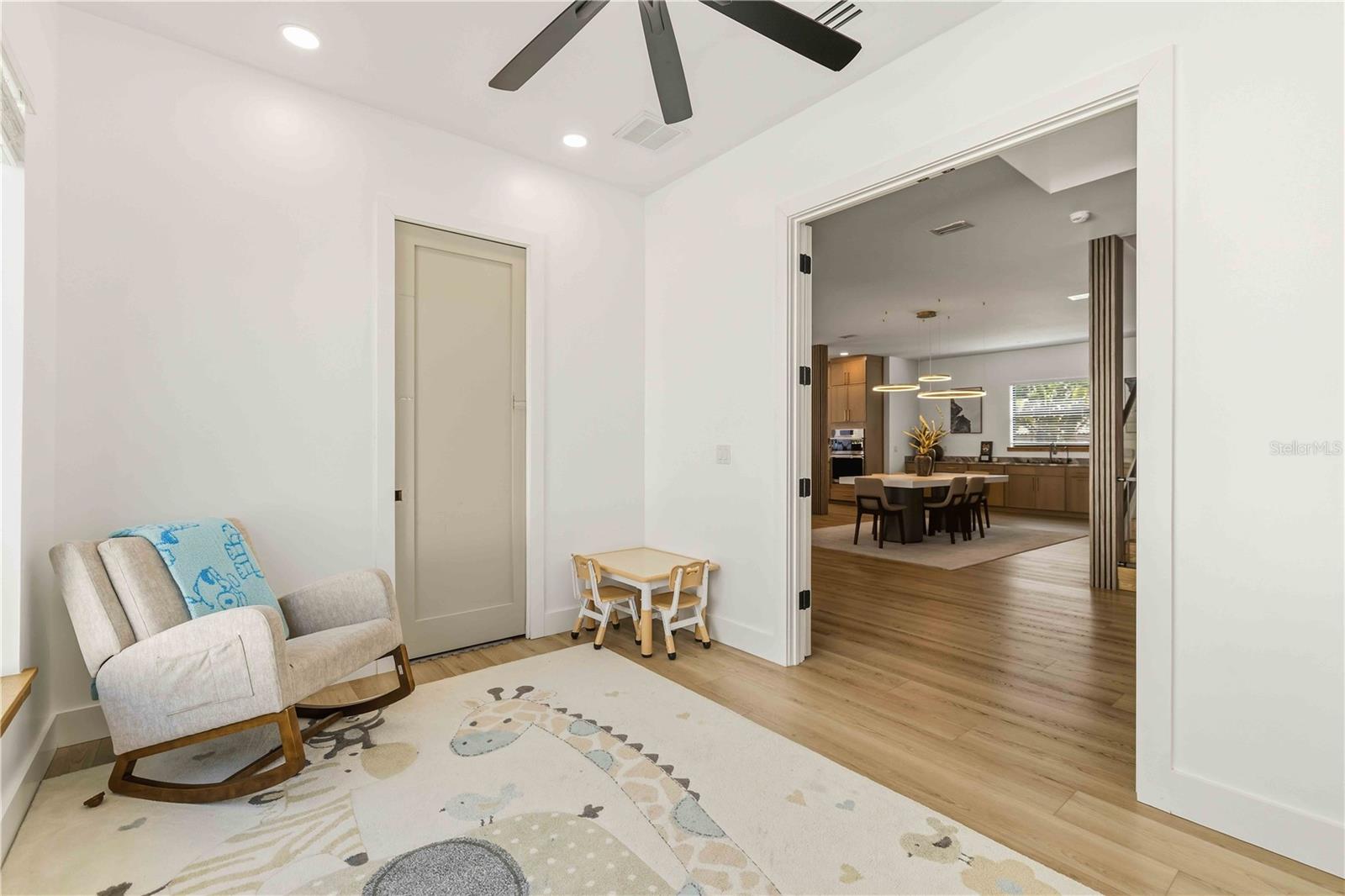 MORRISON COURT - Residential