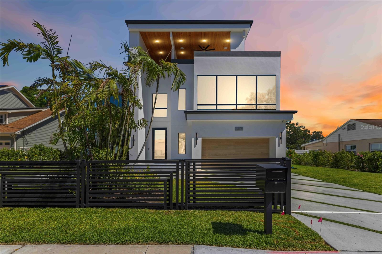 MORRISON COURT - Residential