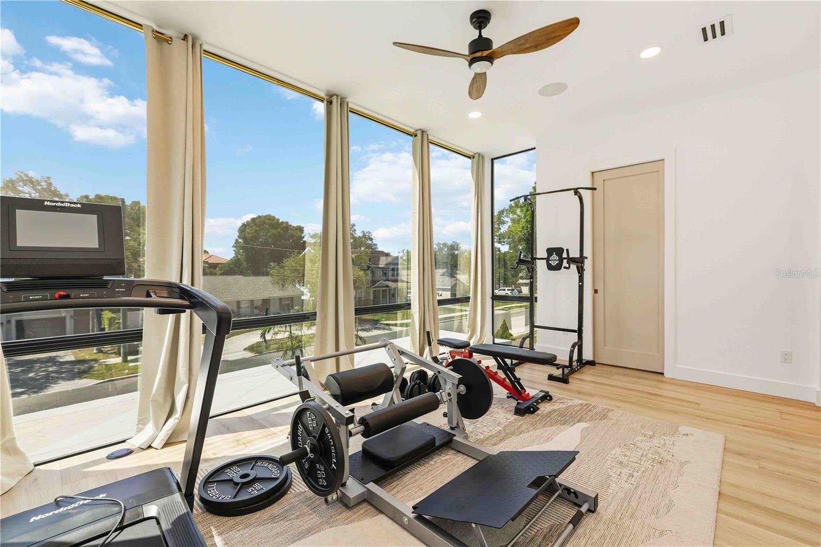 MORRISON COURT - Residential