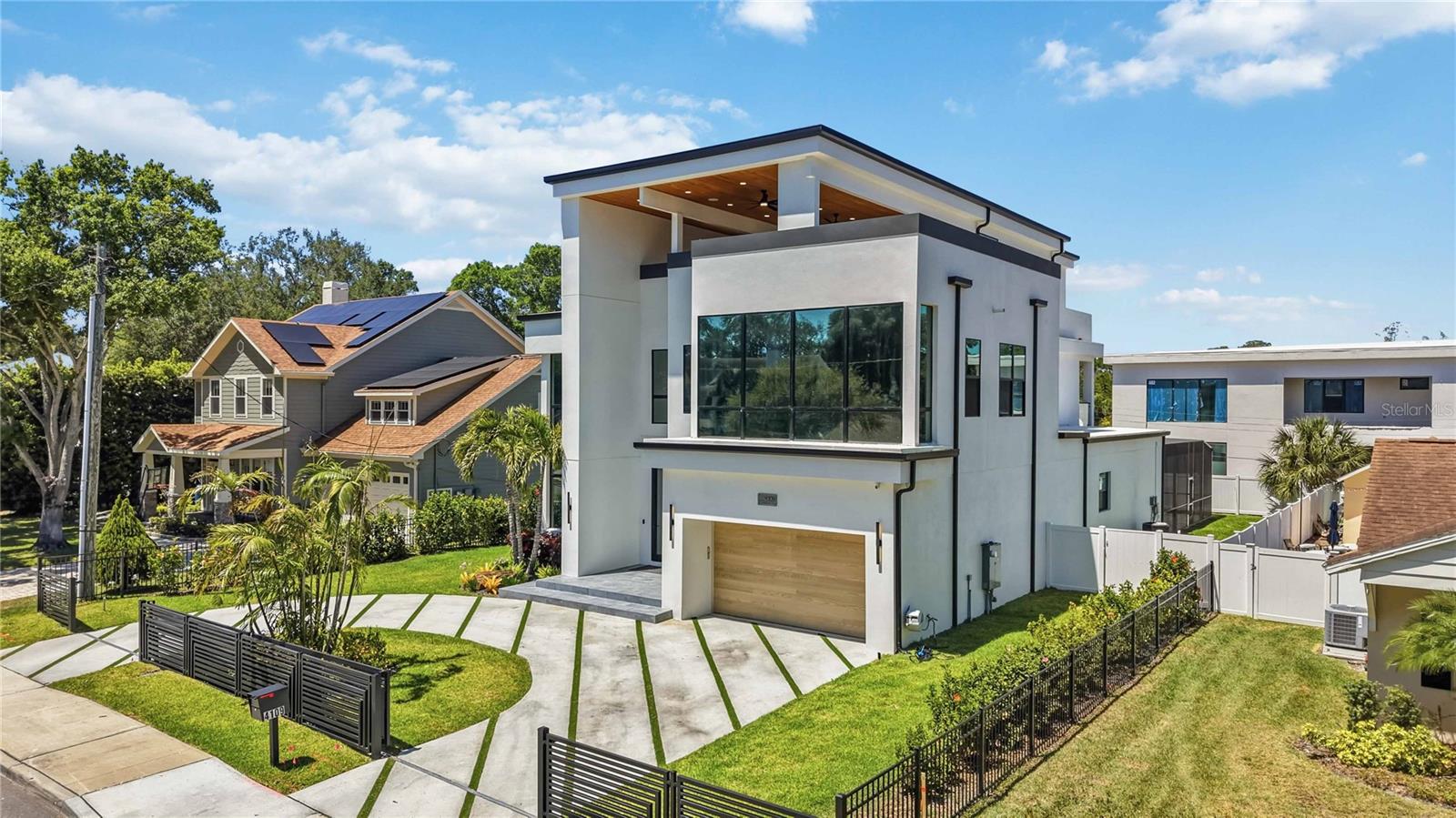 MORRISON COURT - Residential