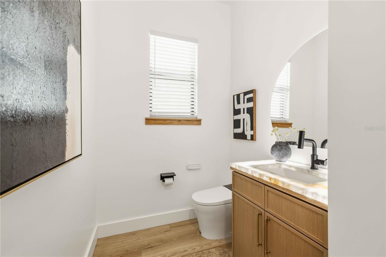 MORRISON COURT - Residential