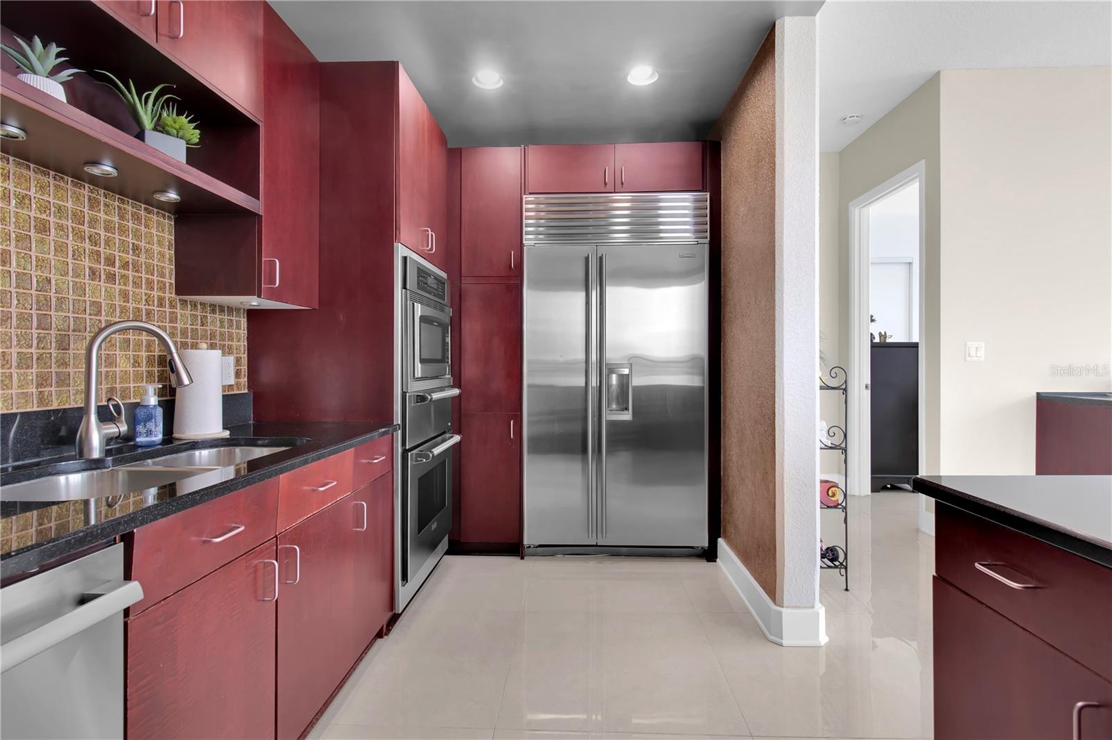 VUE/LK EOLA A CONDO - Residential Lease