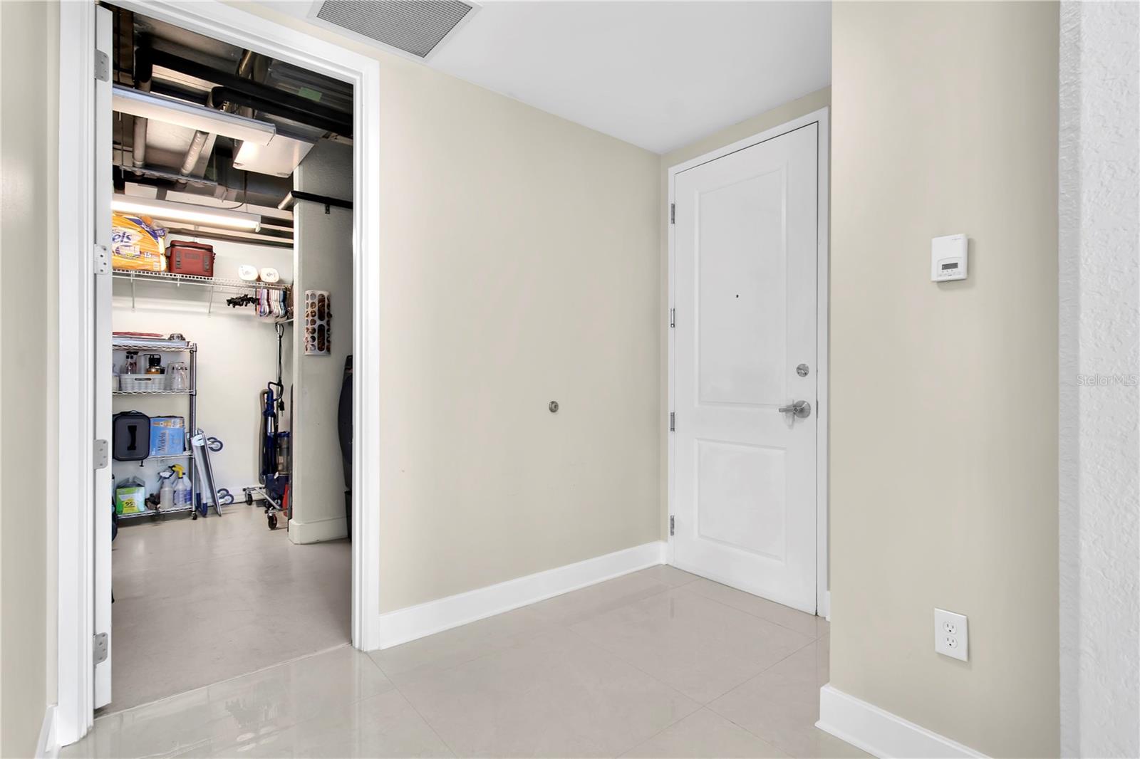 VUE/LK EOLA A CONDO - Residential Lease