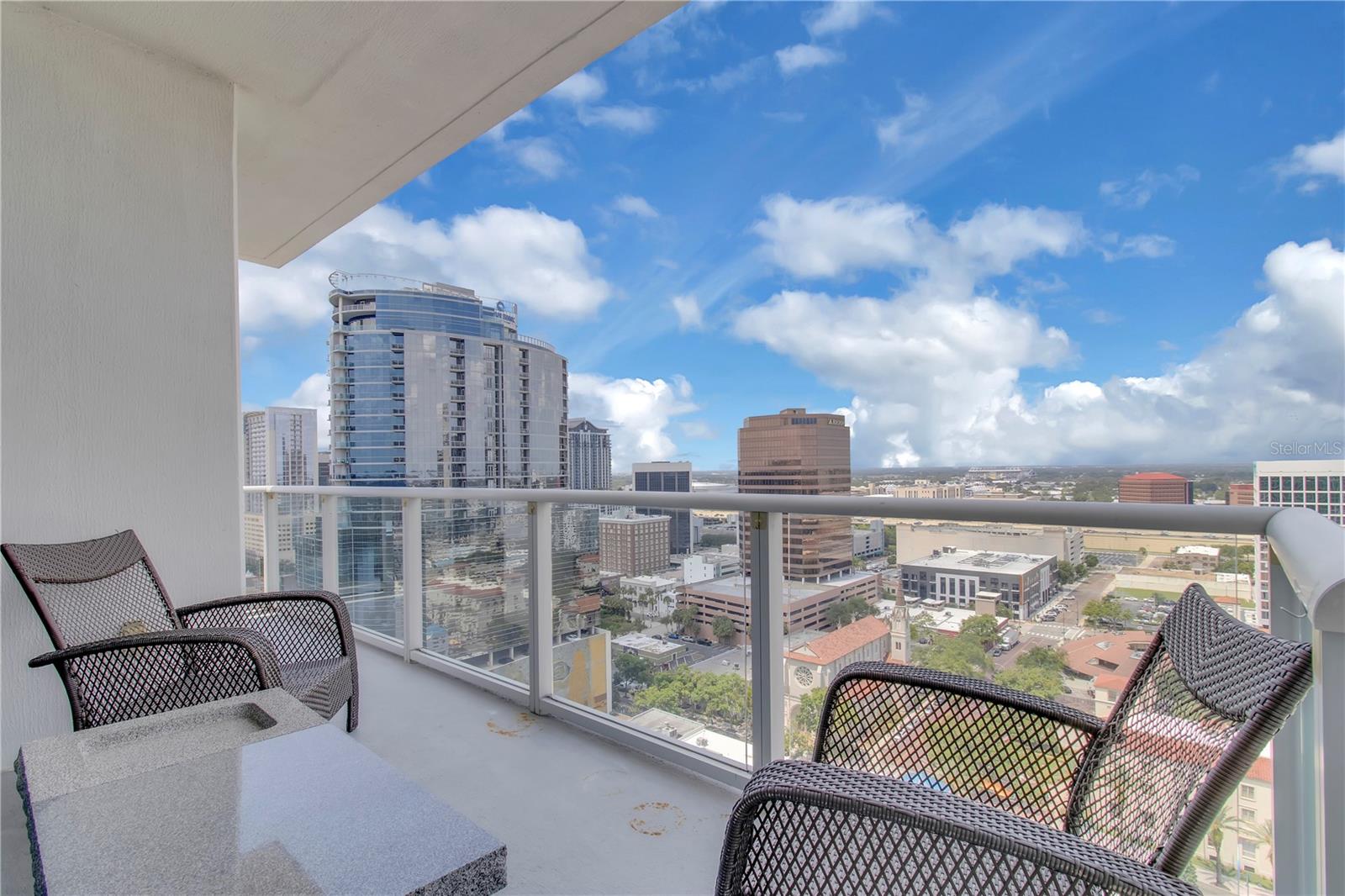 VUE/LK EOLA A CONDO - Residential Lease