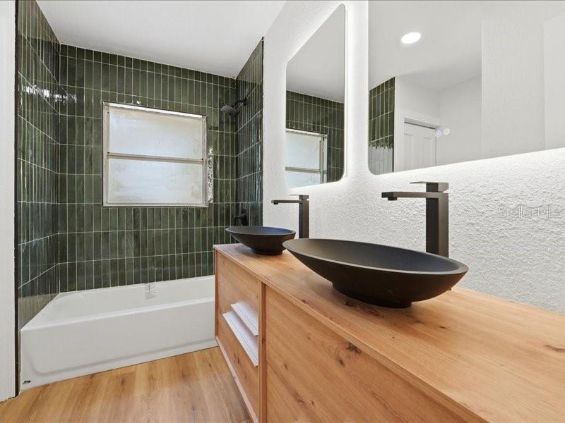 WOODWARD TERRACE - Residential