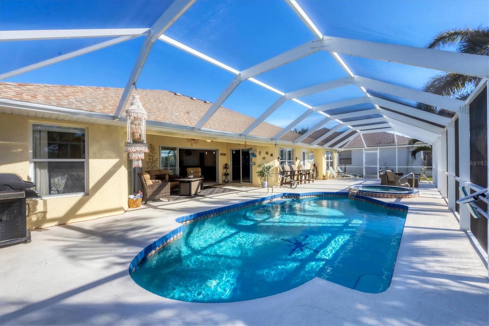 ROTONDA WEST PINE VALLEY - Residential